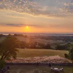 La Montagne Bed & Breakfast *