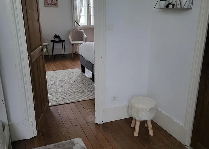 La Montagne Bed and breakfast Azas