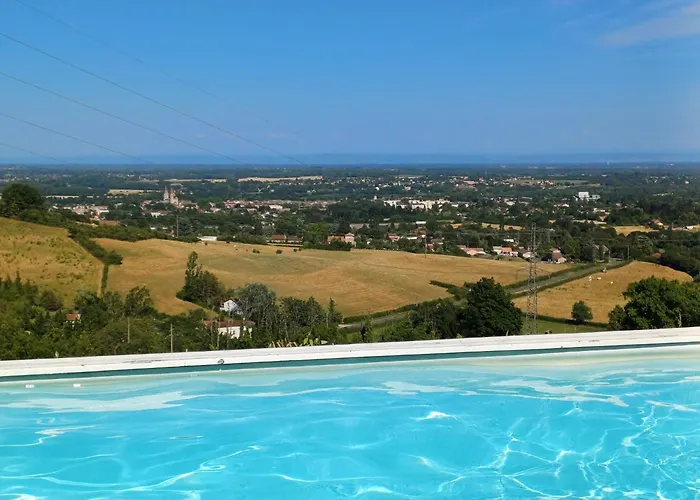 La Montagne Couette-café Azas